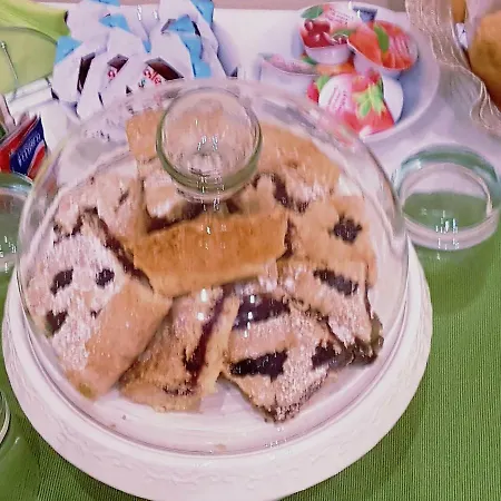 Antica לינה וארוחת בוקר