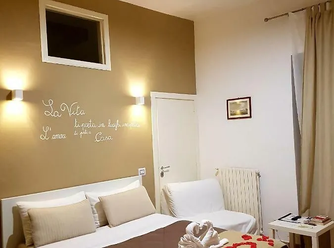 לינה וארוחת בוקר Antica טרני