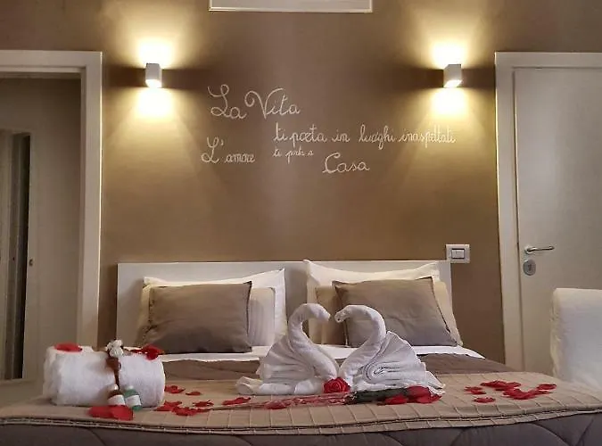 לינה וארוחת בוקר Antica 4*